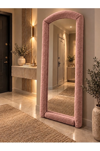 Lina Pembe Renk Kumaş Kaplamalı Ayaklı Boy Aynası 175x56 Cm Pembe