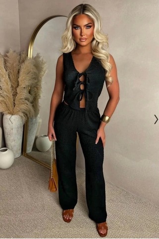 Defymoda Kadın Ital Piliseli Kumaş Önde Bağcık Detaylı Takım Siyah