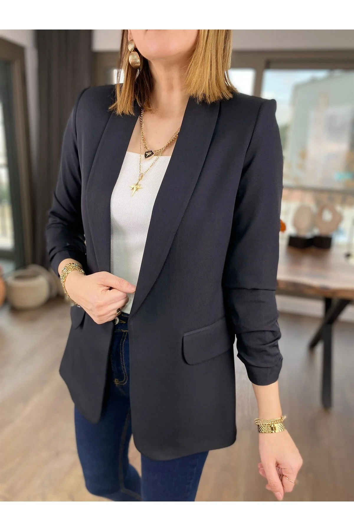Eymenn Butik Kadın Siyah Kol Büzgülü Blazer Ceket