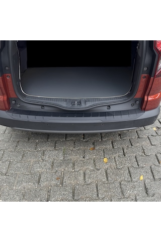 Dacia Jogger 2022- Yılı Ve Sonrası Uyumlu Arka Tampon Eşiği Mat