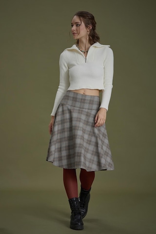 Bohem Tarz Kahve Gri Kareli Kloş Etek 001