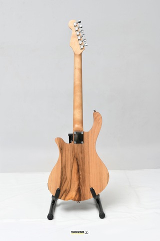 Elektro Gitar Stratocaster Ceviz Custom Yıllanmış Ağaç Kişiye Özel Butterscotch Blonde