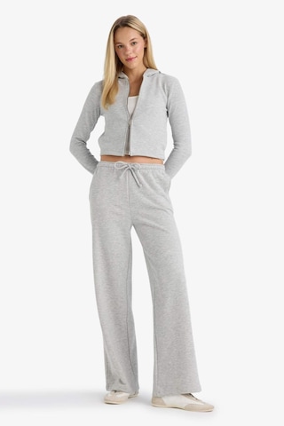Defacto - Straight Fit Beli Bağcıklı Basıc Eşofman Altı D6667AX24WN Gri