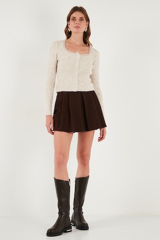 Lela Premium Slim Fit Dantel Detaylı Yaka Örme Bayan Hırka 680Hi00061 Taş