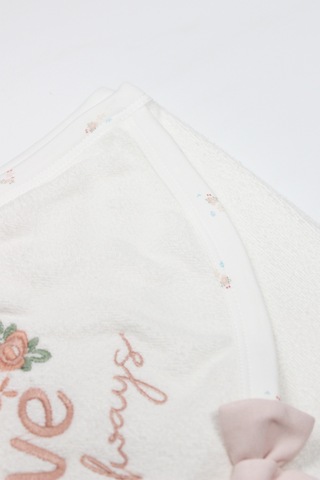 Bistyle Üçgen Başlıklı Havlu Grow İn Love Tekli