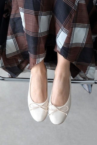Wolk Shoes Lily Kadın Fiyonk Detay Deri Babet Bej