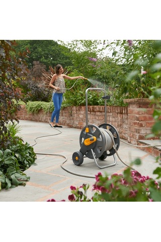 Hozelock 2434H 30 m Hortumlu 60 m Kapasiteli Tekerlekli Hortum Toplama Sarma Araba Seti