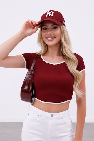 Zedefx Kadın Biyeli Yaka Detaylı T-shirt Bordo