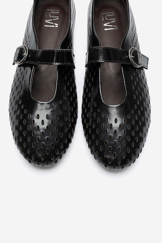 Luvi Shoes Arian Siyah Rugan Hakiki Deri Delikli Kadın Babet Ayakkabı
