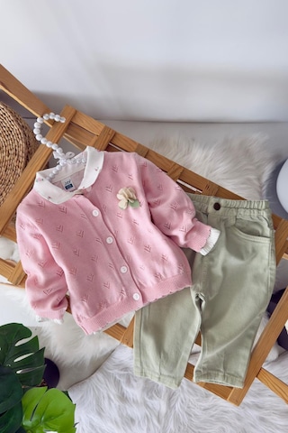 Miniğimin Cicileri Çiçek Detaylı Triko Hırkalı Kız Bebek 3 Lü... Pembe