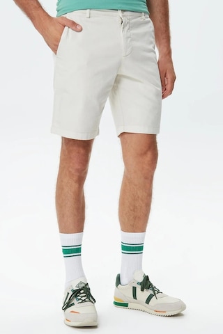 Lacoste Men's Slim Fit Organic Cotton Bermuda Shorts Erkek Dar Kesim Organik Pamuk Bermuda Şort Krem