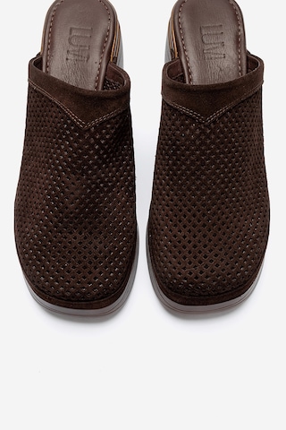 Luvishoes Dejas Kahverengi Süet Hakiki Deri Delikli Kadın Kalın Topuklu Terlik