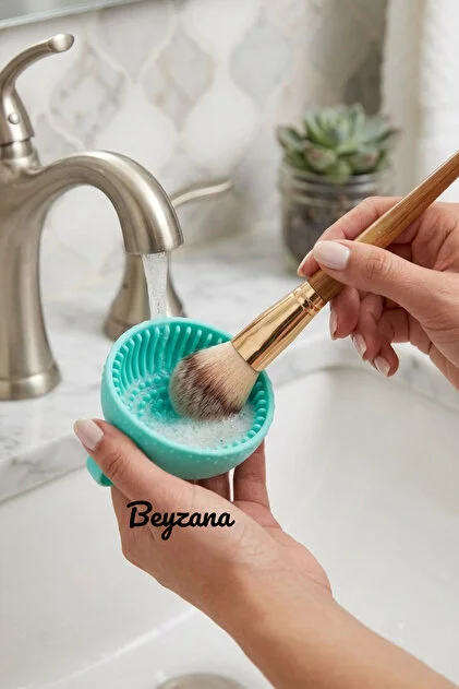 Beyzana Makyaj Fırçası Temizleme Kabı