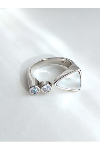 Gümüş Beyaz Sedef Zirkon Taşlı Kare Tasarım Ayarlı Kadın Yüzük