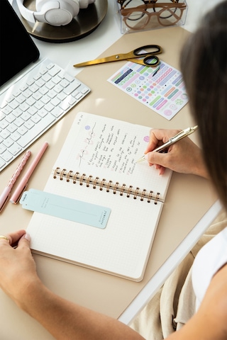 A5 Spiralli Sert Kapak Keten Kareli Tarihsiz Not Defteri Şeker Pembe Şeker Pembe