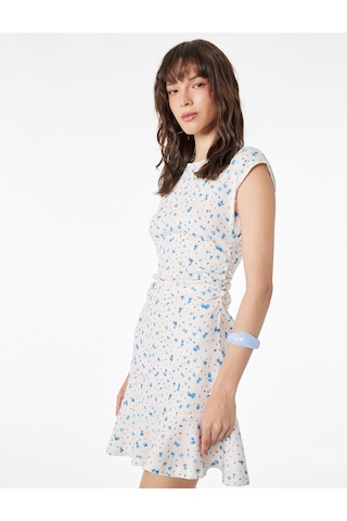 Koton Kolsuz Drapeli Bisiklet Yaka Slim Fit Çiçekli Kloş Mini Elbise Mavi Desenli 6sal80179ık