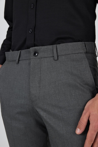 İmza Siyah Filafil Yan Cep Açık Paça Slim Fit Ayarlanabilir Kemer Pantolon 1003250123 Siyah