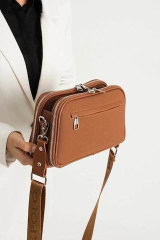 Just Polo Kadın Yeni Sezon Orta Boy Lakos Kumaş 5 Bölmeli Postacı Omuz Çantası Ebat 28 X 18 Cm Taba Yeni
