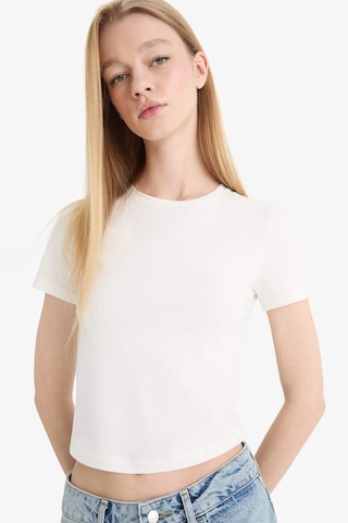DeFacto Coool Fitted Basic Düz Kısa Kollu Tişört F3485AXNSER105
