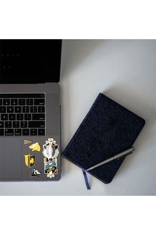 Wizarding World-Harry Potter Sticker-Hufflepuff 37715