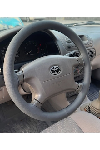 Dikişli Direksiyon Kılıfı Koyu Gri Deri Siyah Dikişli Toyota Corolla Terra Sol İçin Siyah