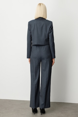 Ekol Simli Kumaş Kadın Crop Ceket 26k.ekl.ckt.05169.1 Lacivert