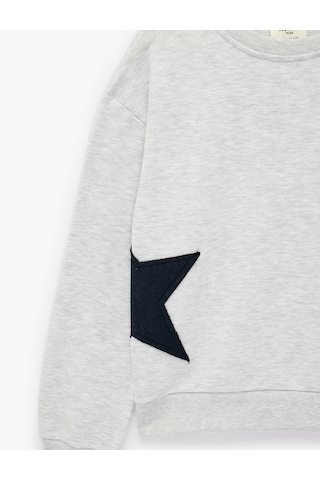 Koton Yıldız Detaylı Arkası Baskılı Uzun Kollu Bisiklet Yaka Sweatshirt Kar Melanj 7wkg10510ak Gri Melanj