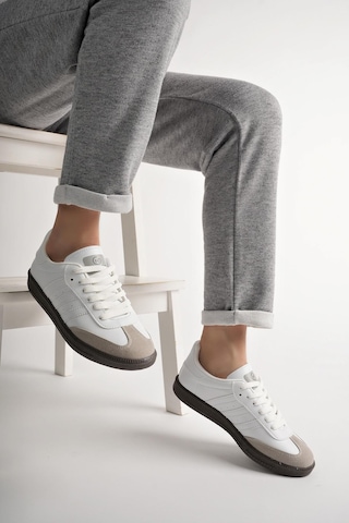 Muggo Jabbar Unisex Ortopedik Günlük Garantili Bağcıklı Yürüyüş Koşu Sneaker Spor Ayakkabı Beyaz