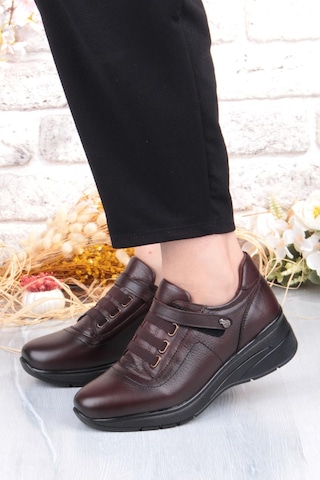 Pepita Z010 Comfort Yumuşak Esnek Kauçuk Kaymaz Taban Hakiki Deri Kadın Ayakkabı Kahve