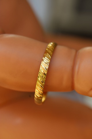 Yenigün Kuyumculuk 14 Ayar Altın 2.65 Gr Yatay Çizgili 0-1 Yaş Çocuk Altın Bilezik