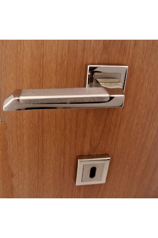 Küba Rozetli Kapı Kolu