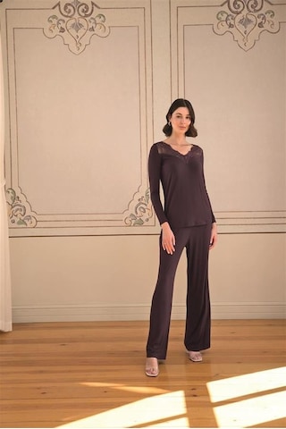 E-bulurum Kadın Uzun Kollu Ve Dantelli Pijama Takımı Mürdüm