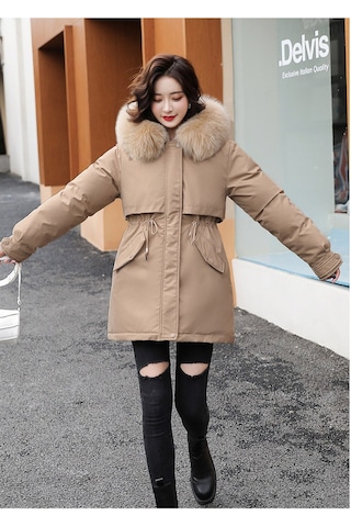Snapbuy Kalın, Yumuşak Dolgulu, Midi Boy, Kapüşonlu, Kürk Detaylı Kadın Mont Koyu Bej