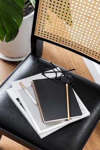 A5 Siyah Kraft Karton Kapak 70 Yaprak 110 Gram Noktalı Not Defteri Noktalı Siyah