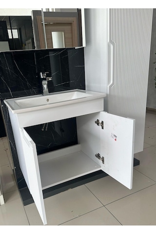 Noce Aynalı Cnc İşlemeli Membran Kapaklı Banyo Dolabı 65 CM Beyaz