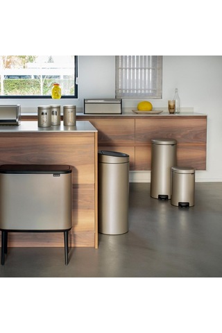 Brabantia Çöp Kutusu 30 Litre Newicon Pedallı Şampanya Rengi 3044