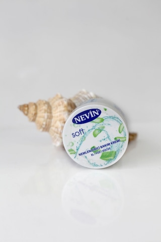 Nevin Soft Nemlendirici Bakım Kremi 100 ML