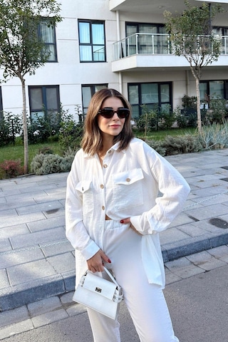 Kadın Ekru Çift Cepli Uzun Gömlek & Beli Lastikli Pantolon - Rahat Alt & Üst Takım Ekru