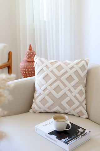 Bohem Özel Tasarım Punch Panç Desen Dekoratif Kırlent Kılıfı Mila Bej 43x43 Cm renkli