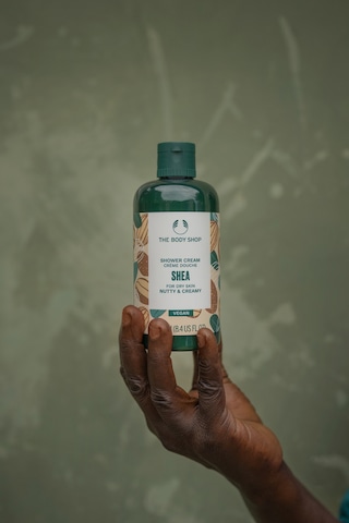 The Body Shop Shea Kremli Nemlendirici Duş Jeli 250 Ml Shea Butter