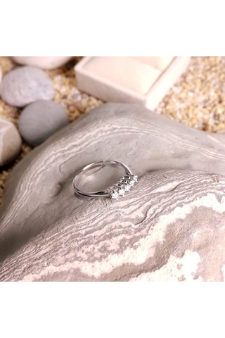 Chavin 0.25 Carat Pırlanta Altın 5 Taş Beştaş Yüzük Dh25