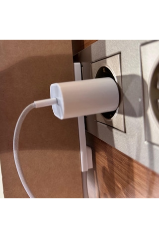 4 Lü Uzatma Kablosu 1.5 Metre İnce Fişli, Aç/kapa Düğmeli, Çocuk Korumalı, Şık Ve Güvenli Tasarım 1.5 M