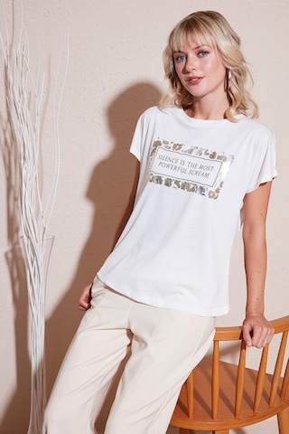 Lela Baskılı Bisiklet Yaka Regular Fit Bayan T Shirt 6671007 Ekru