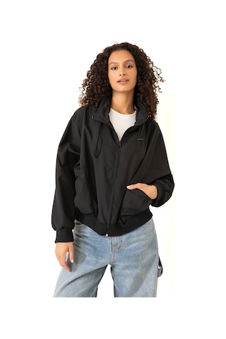 Riverstorm Kadın Siyah Dik Yaka Su Ve Rüzgar Geçirmez Oversize Crop Mevsimlik Yağmurluk Rüzgarlık Siyah