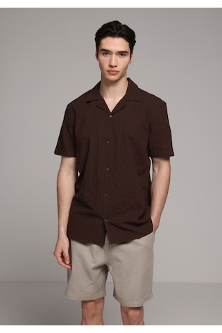 Colin's Colins Regular Fit Apaj Yaka Jakarlı Erkek Kahverengi Kısa Kol Gömlek Cl1079893 Q1.v2 Dbr Koyu Kahve