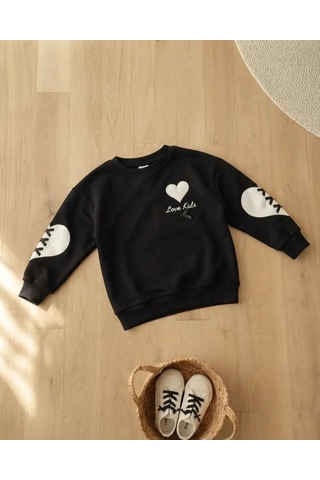 Roya Kız Çocuk Siyah Sweatshirt Kalpli Ve Dikiş Detaylı Kışlık