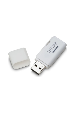Toshiba TransMemory Hayabusa THNU32HAYWHT 32 GB Usb 2.0 Flash Bellek