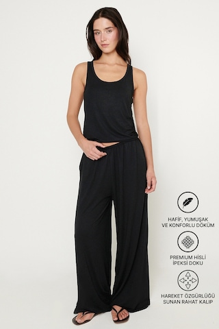 AC&Co / Altınyıldız Classics Kadın Sıyah Yumuşak Dokulu Nefes Alabilen Rahat Slim Fit Bisiklet Yaka Esnek Örme Atlet SIYAH
