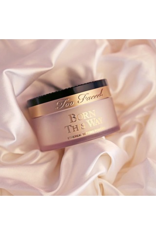 Too Faced Too Faced Translucent Deep Born This Way Pudra