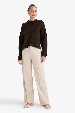 Defacto Regular Fit Bisiklet Yaka Düğmeli Triko Hırka F3031ax25wnbn304 Kahve